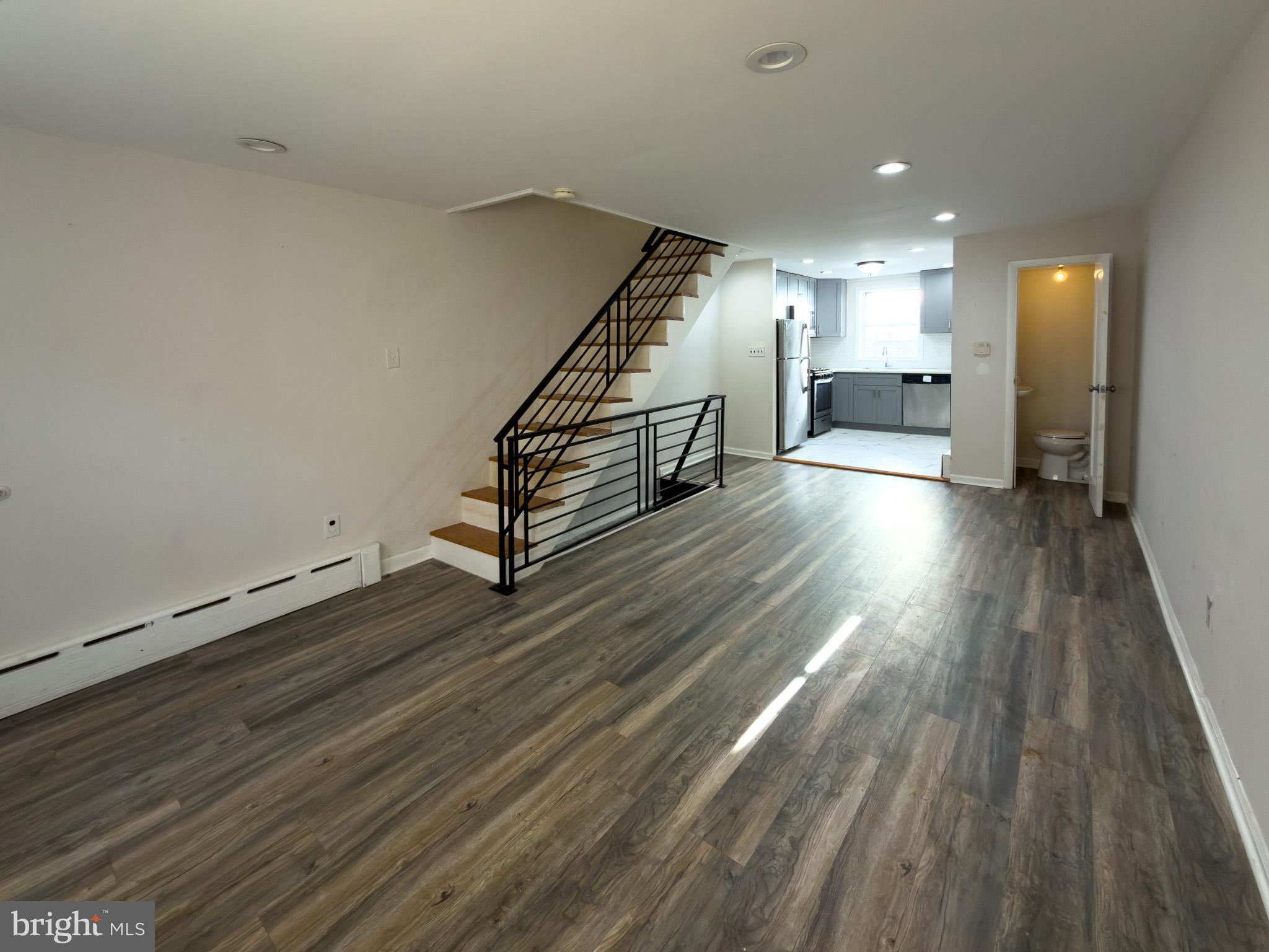 1133 Mercy Street Philadelphia, PA 19148 - Photo 9 of 18