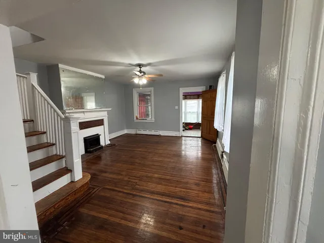 $1,850 | 5835 Chew Avenue, Philadelphia, PA 19138