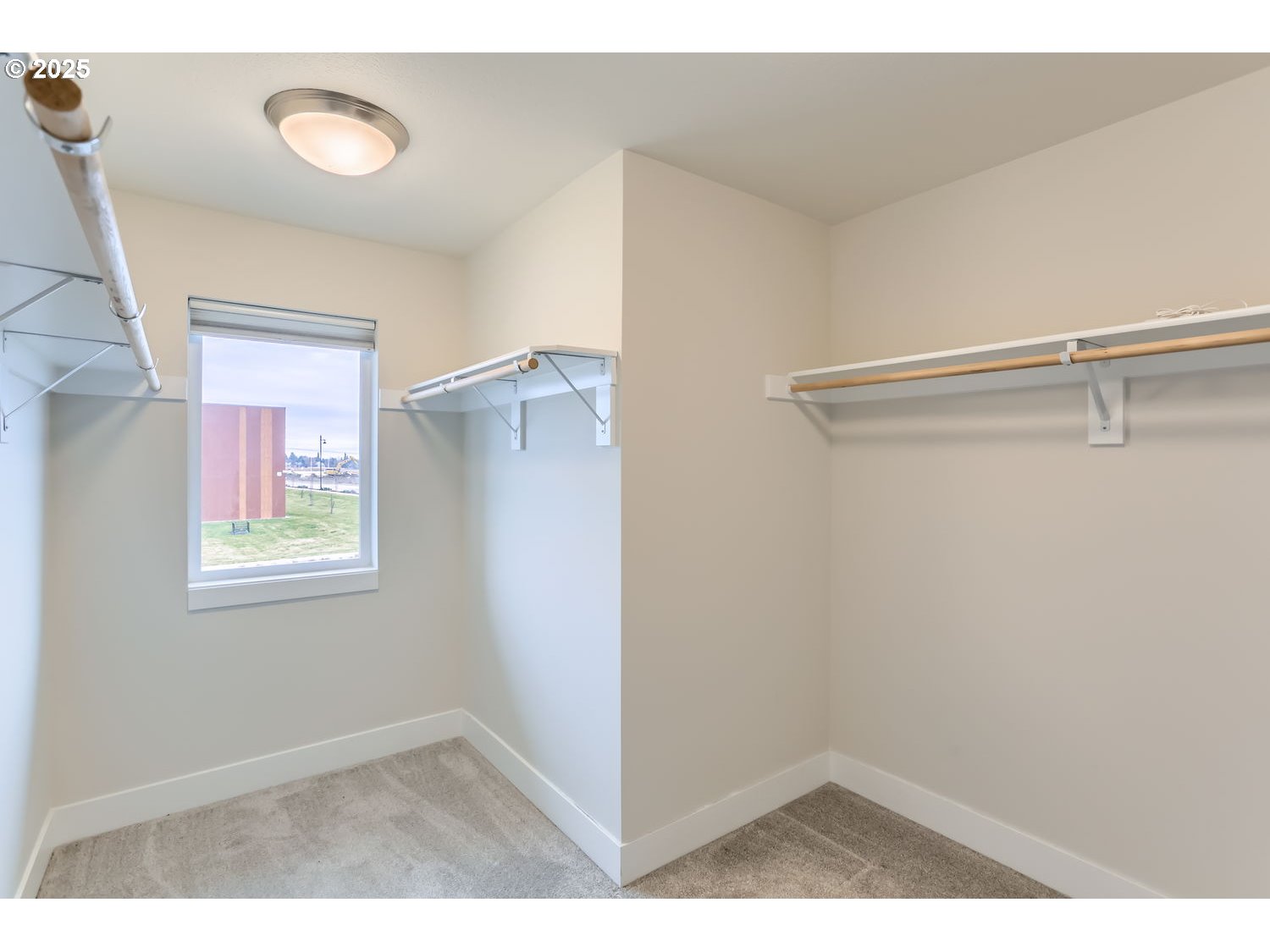 4277 Southeast Reed Avenue Hillsboro, OR 97123 - Photo 18 of 28