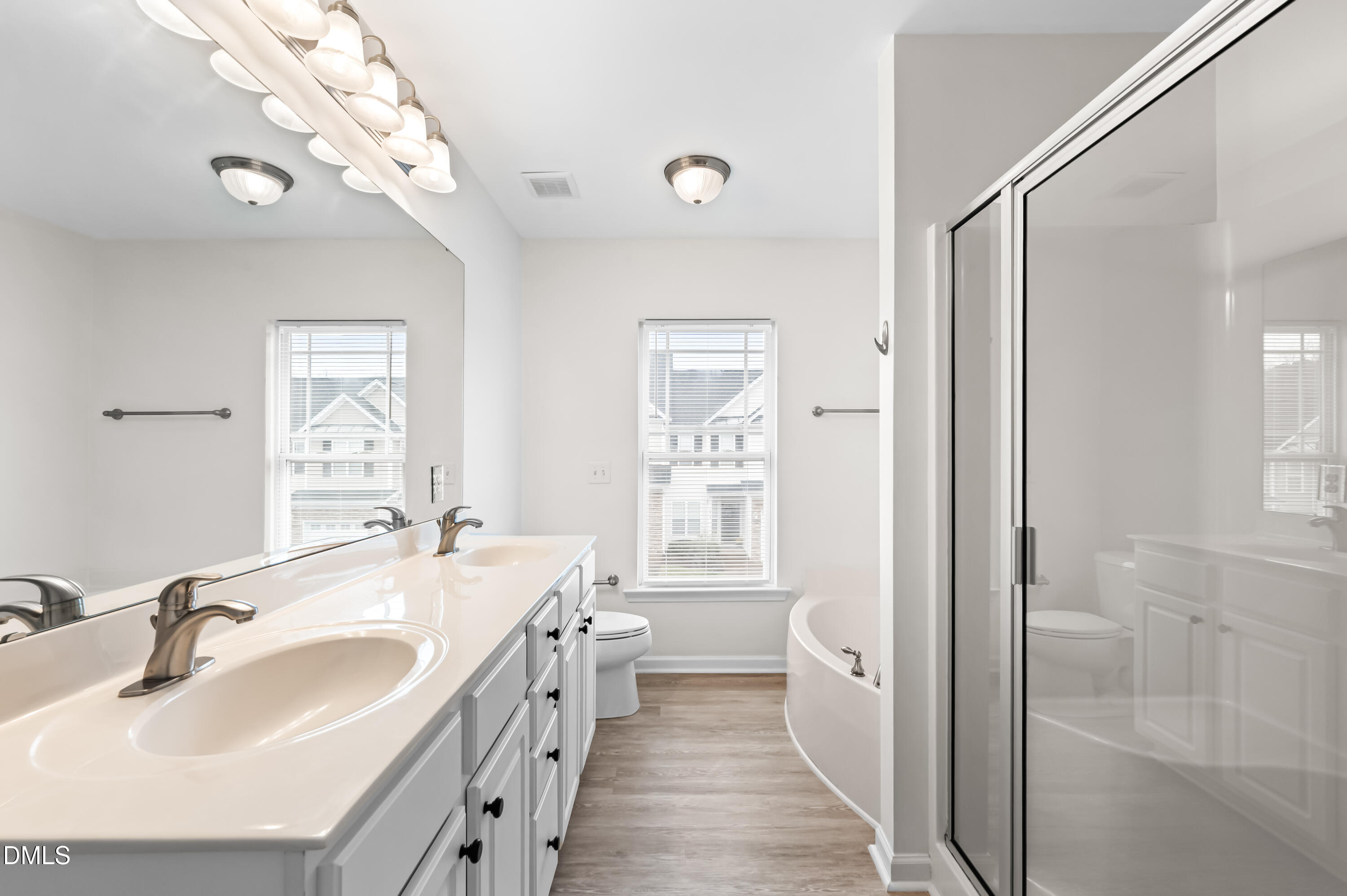 2525 Asher View Court Raleigh, NC 27606 - Photo 23 of 33 23_dsc_2897