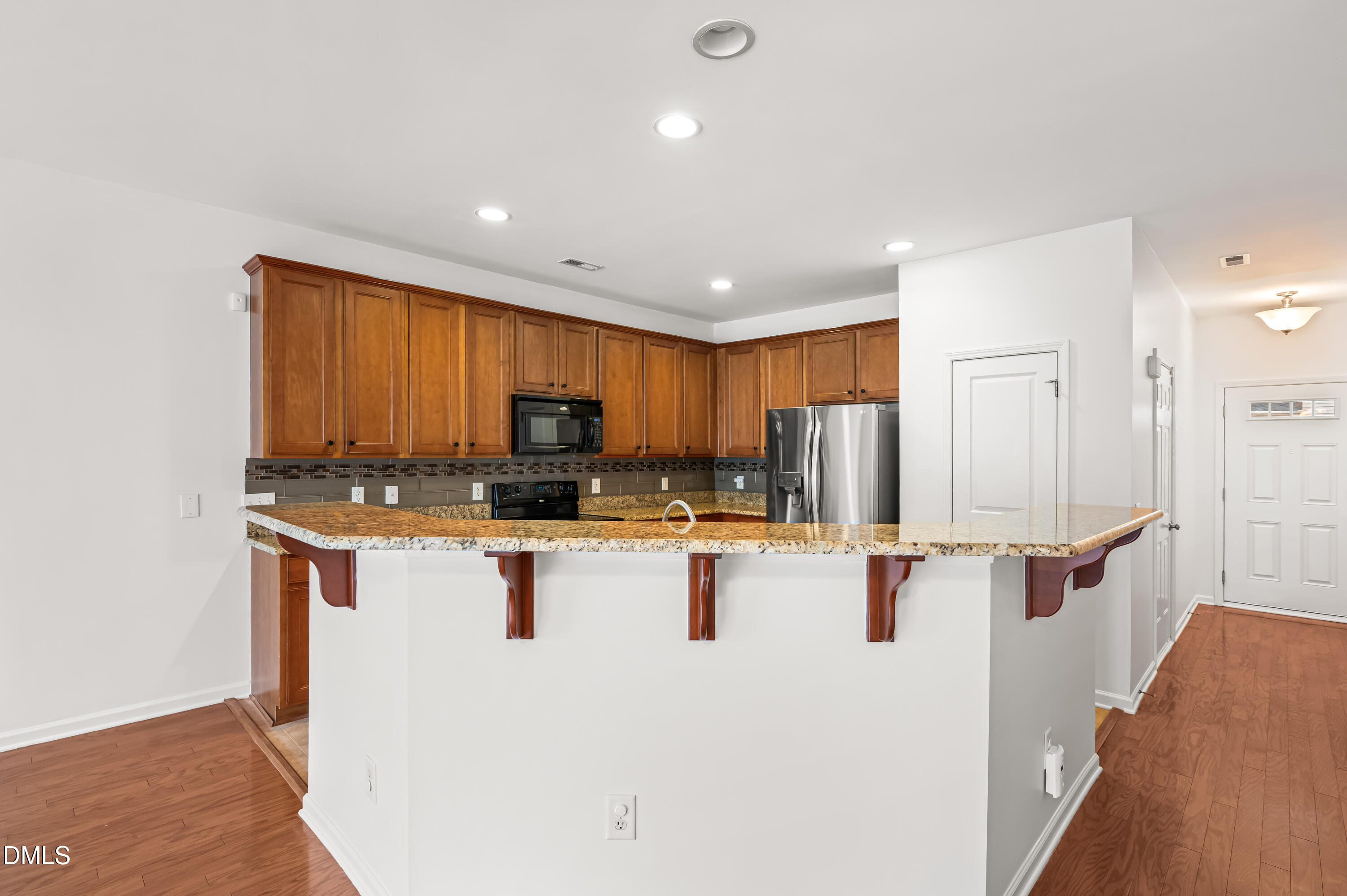 2525 Asher View Court Raleigh, NC 27606 - Photo 9 of 33 6_dsc_2855