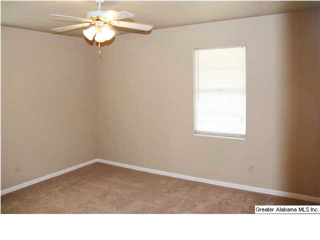 2833 Clyburne Street Bessemer, AL 35023 - Photo 10 of 20