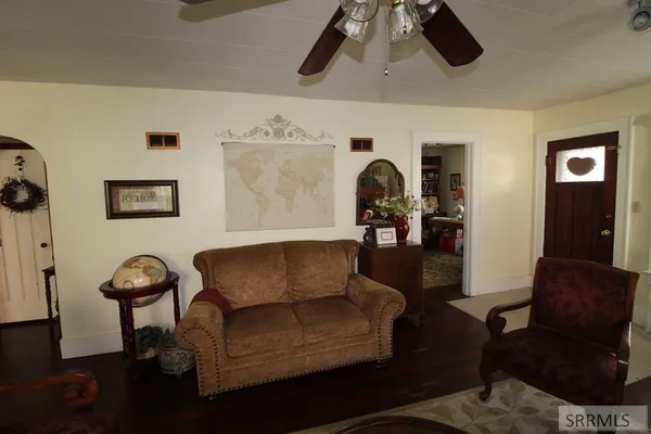 $295,000 | 419 West Grand Avenue, Arco, ID 83213