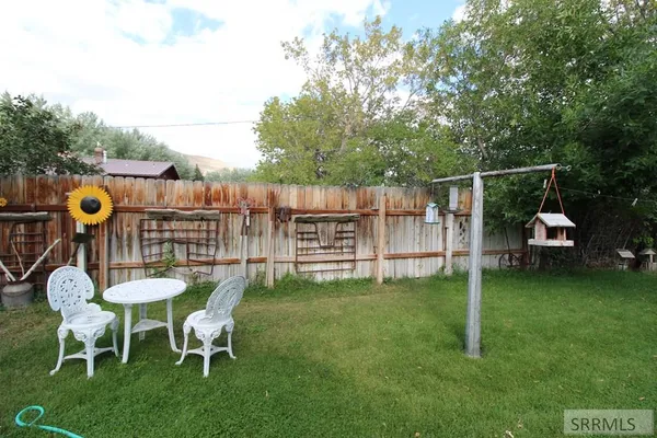 $295,000 | 419 West Grand Avenue, Arco, ID 83213