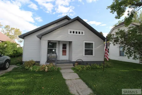 $295,000 | 419 West Grand Avenue, Arco, ID 83213