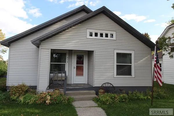 $295,000 | 419 West Grand Avenue, Arco, ID 83213