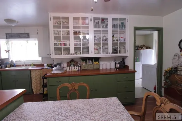 $295,000 | 419 West Grand Avenue, Arco, ID 83213