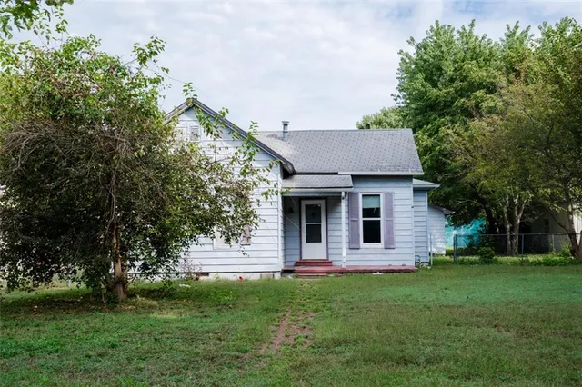 $25,000 | 1313 Stevens Avenue, Parsons, KS 67357