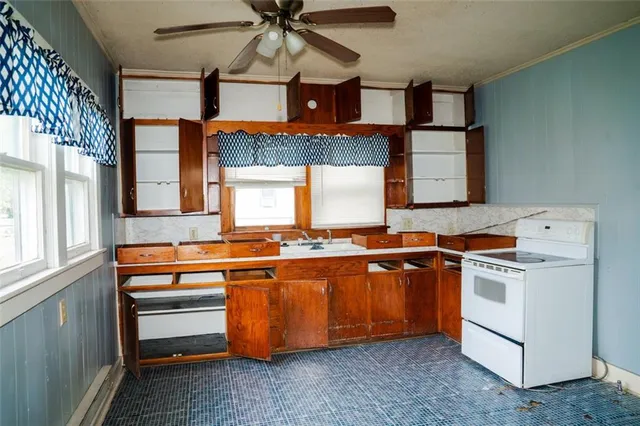 $25,000 | 1313 Stevens Avenue, Parsons, KS 67357