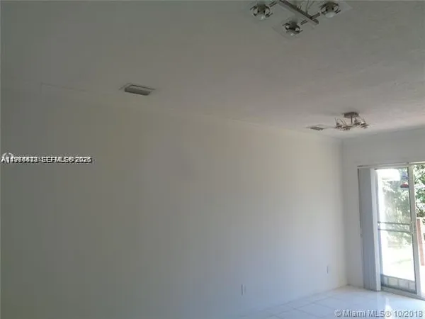 $2,870 | 1925 Thomas Street, Unit 1925, Hollywood, FL 33020