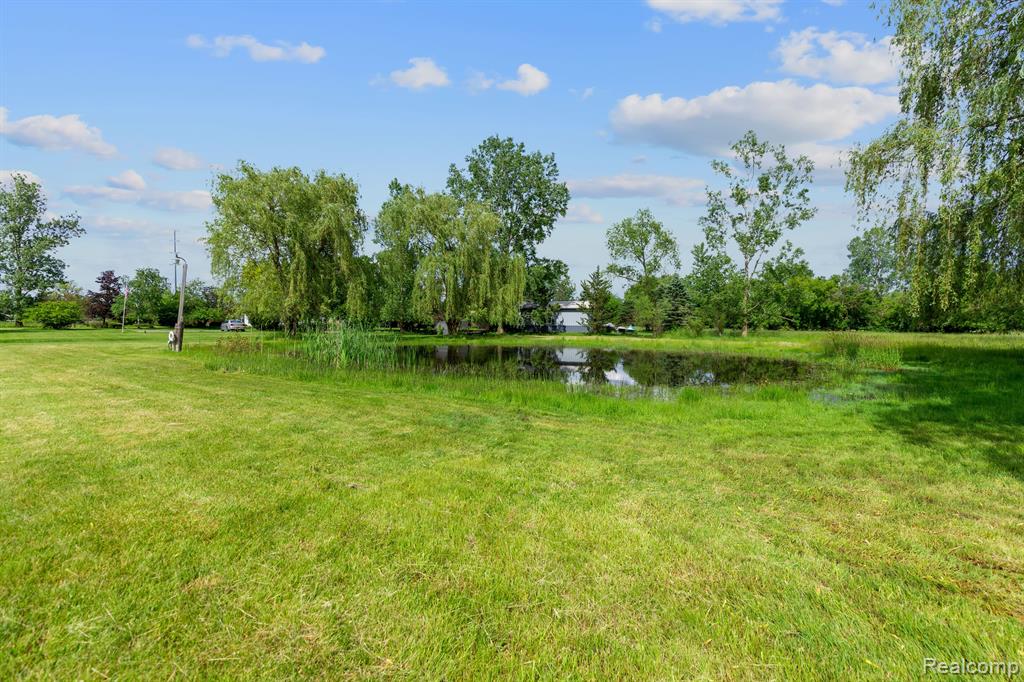 54200 Fairchild Road Macomb, MI 48042 - Photo 35 of 47 Gallery Image 35