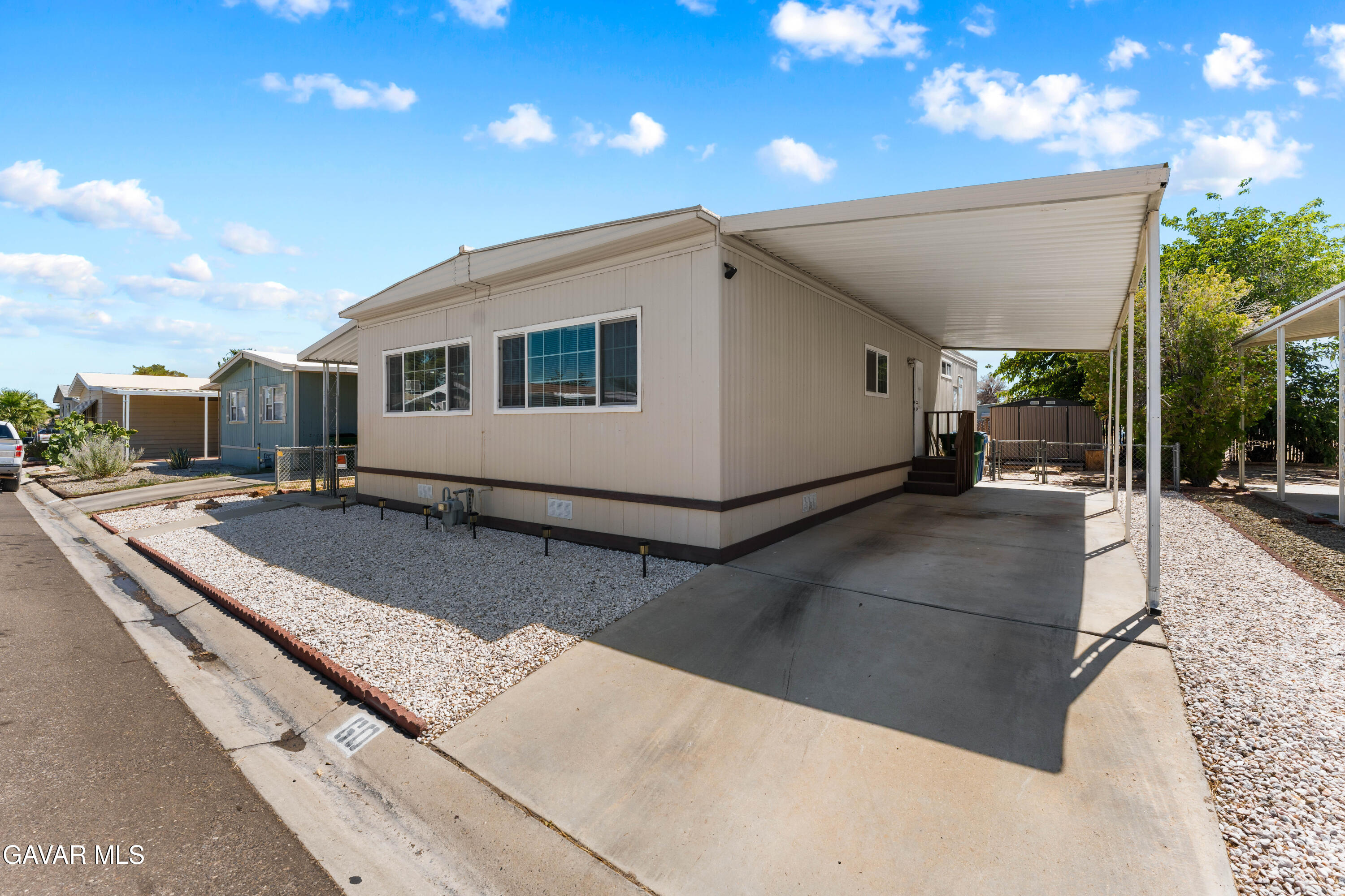 801 West Ward Avenue Ridgecrest, CA 93555 - Photo 35 of 43 Ward-5