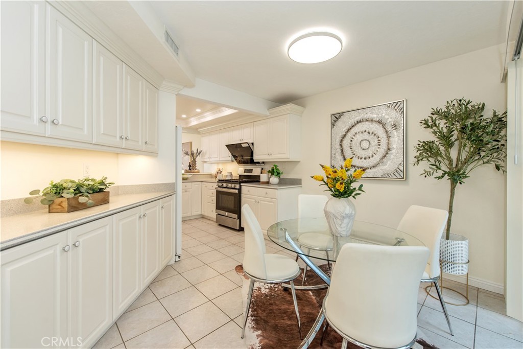 19 Alabaster Irvine, CA 92614 - Photo 14 of 39