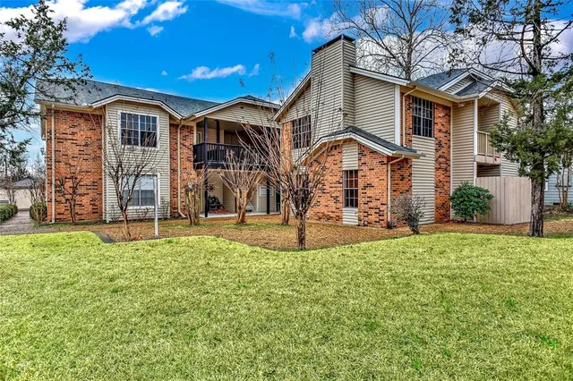 $1,200 | 914 West Washington Street, Unit F, Sherman, TX 75092