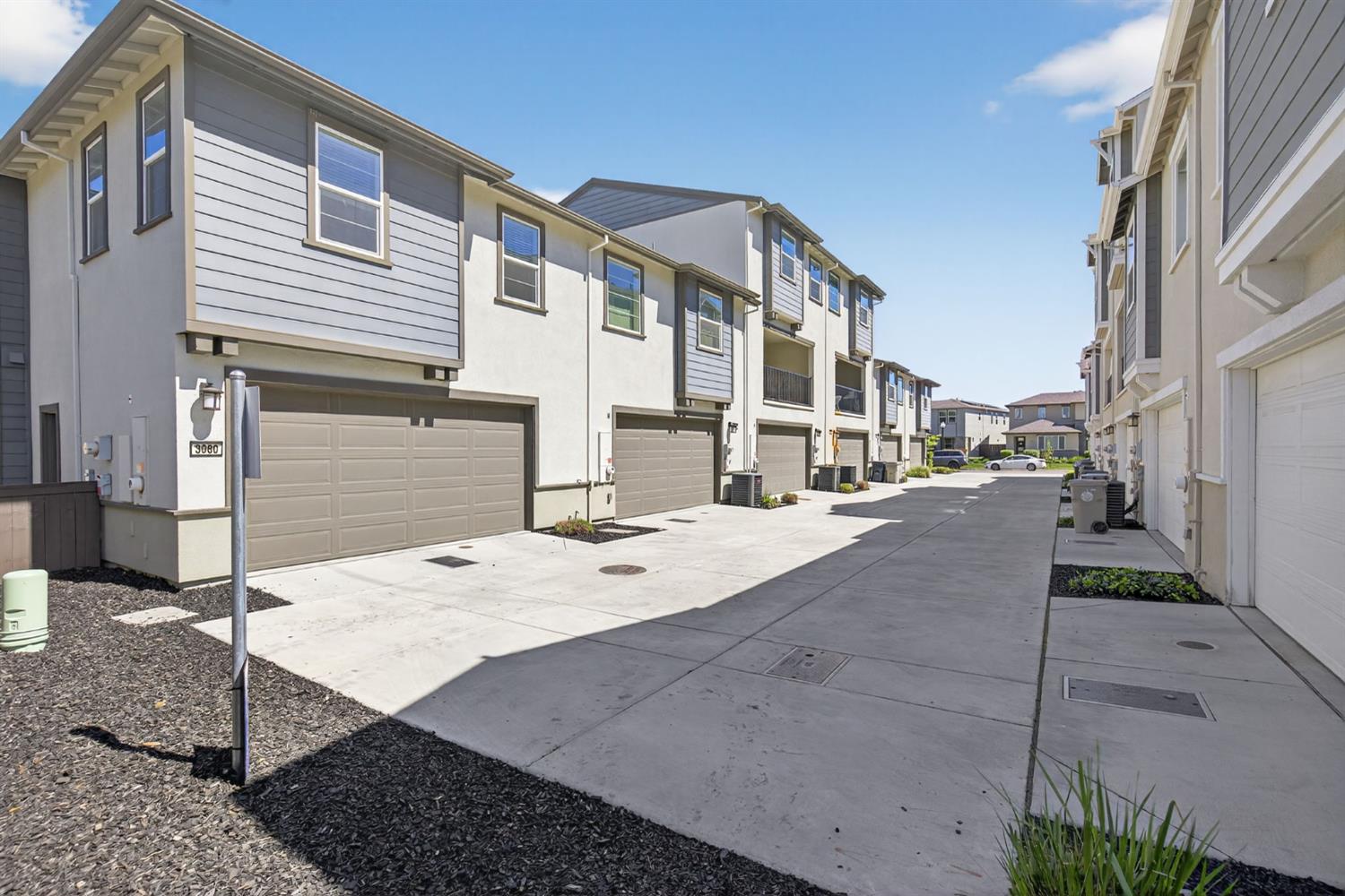 3080 Windwalker Walk Sacramento, CA 95833 - Photo 48 of 61 a view of a street with house