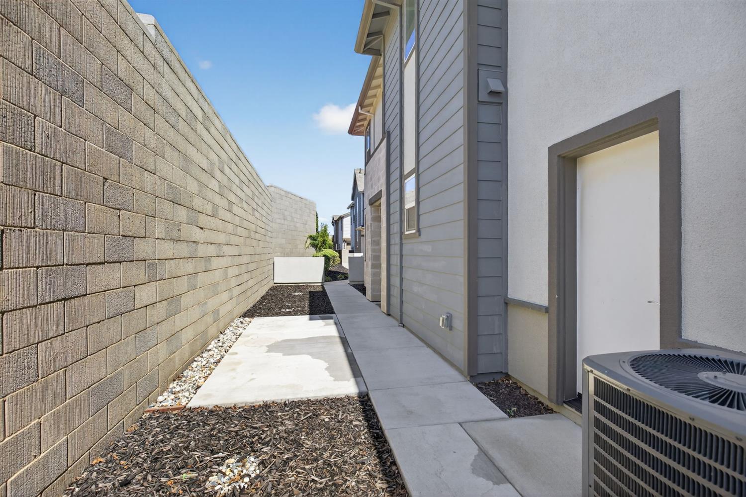 3080 Windwalker Walk Sacramento, CA 95833 - Photo 6 of 61