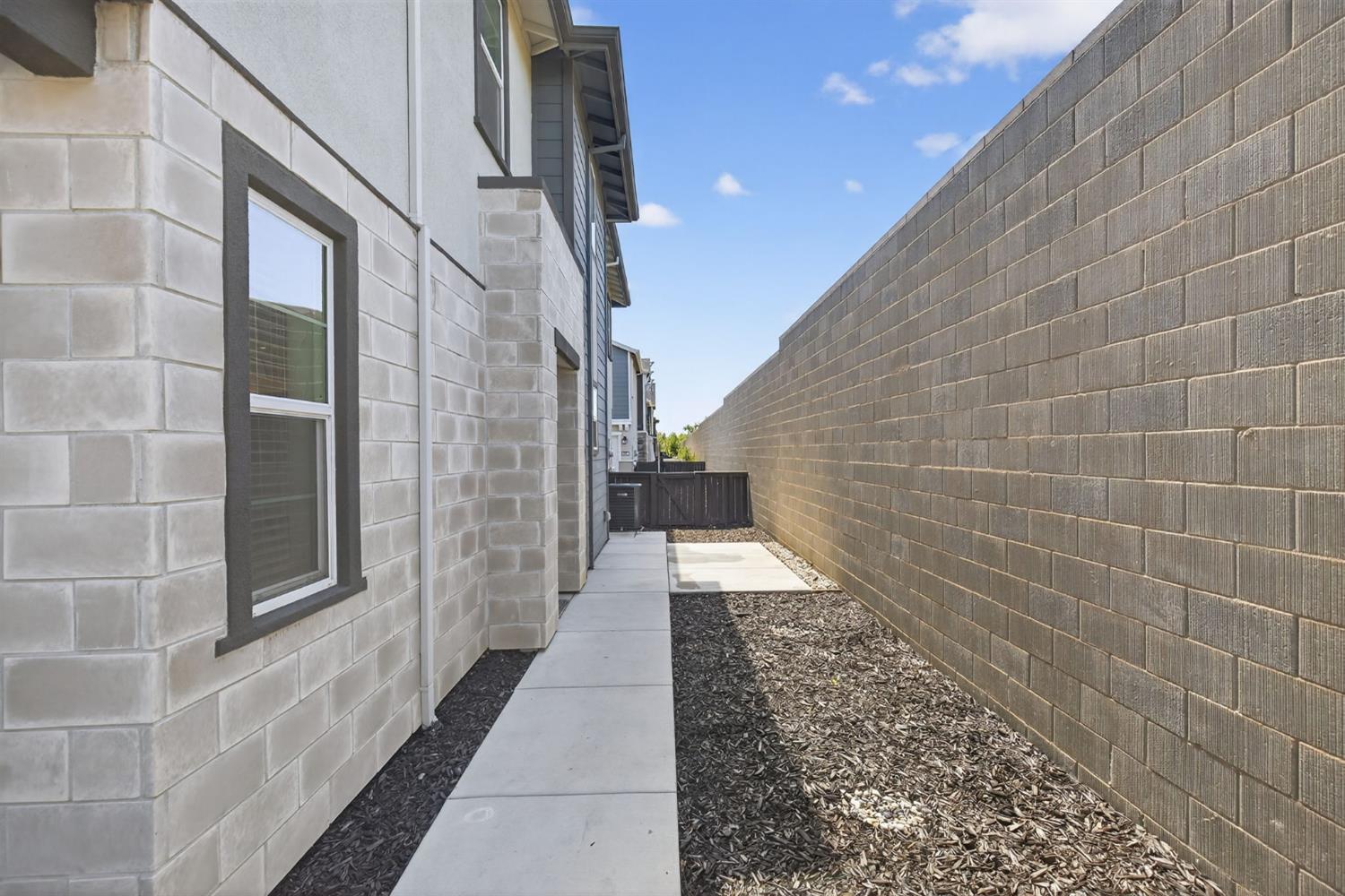 3080 Windwalker Walk Sacramento, CA 95833 - Photo 7 of 61