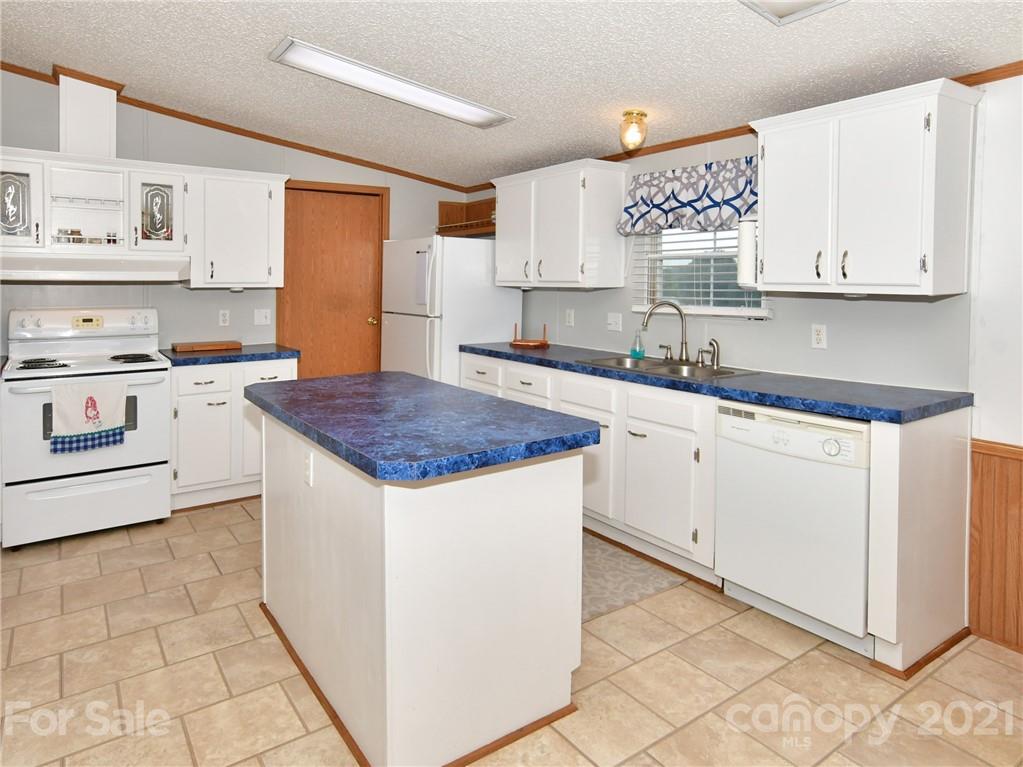 347 Lindsey Farm Road Stony Point, NC 28678 - Photo 15 of 41 Gallery Image 15