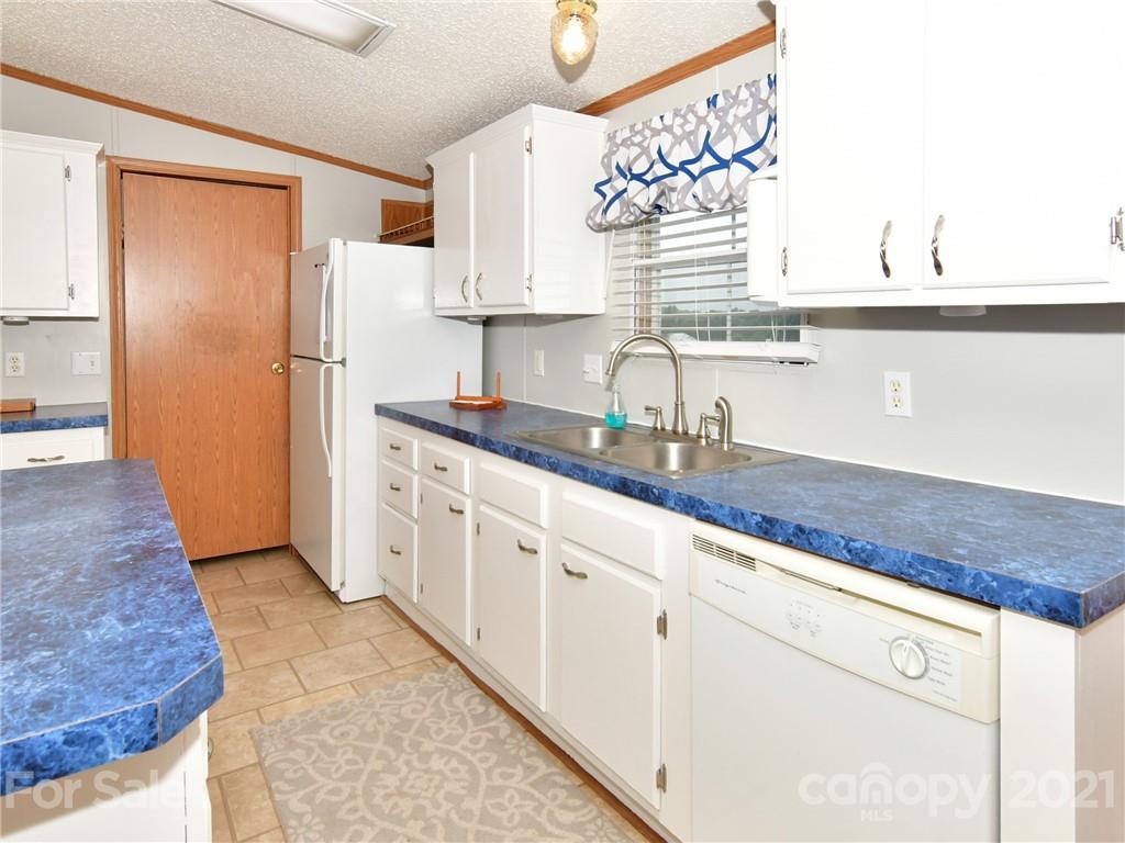 347 Lindsey Farm Road Stony Point, NC 28678 - Photo 16 of 41 Gallery Image 16