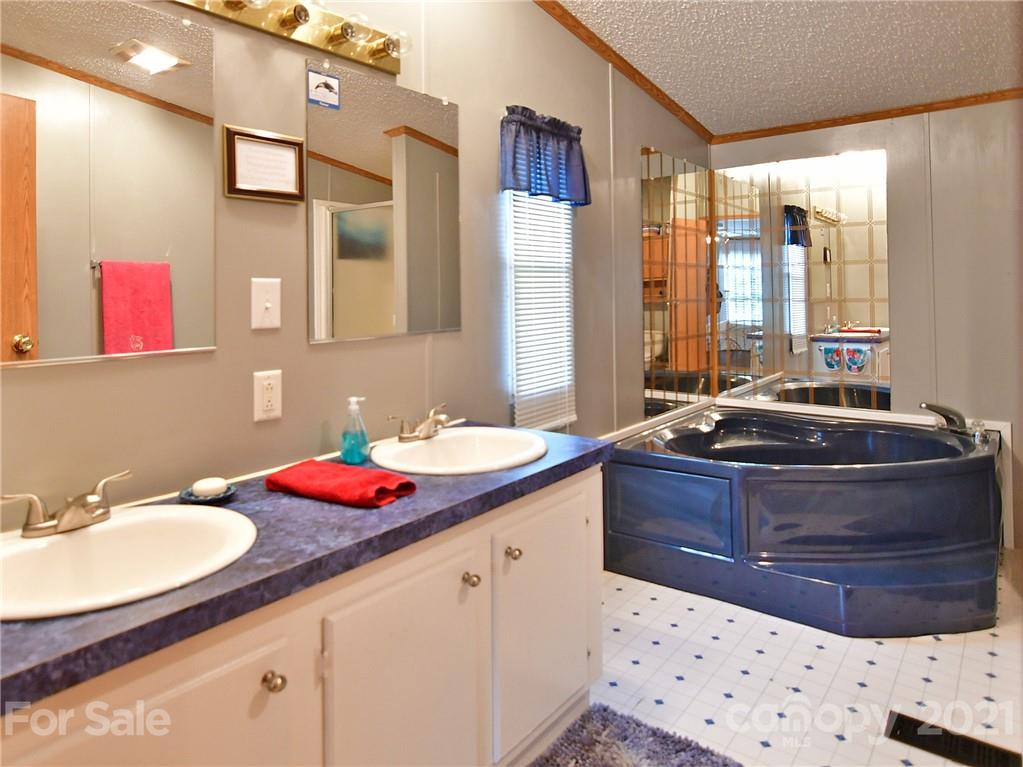 347 Lindsey Farm Road Stony Point, NC 28678 - Photo 25 of 41 Gallery Image 25