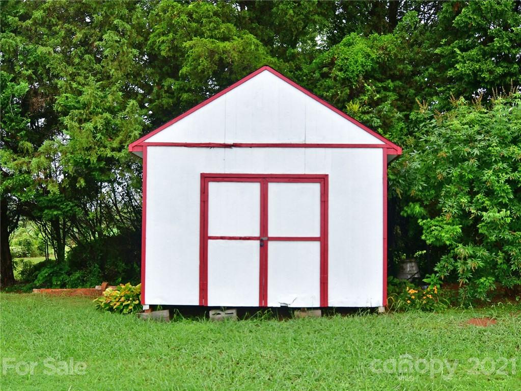 347 Lindsey Farm Road Stony Point, NC 28678 - Photo 36 of 41 Gallery Image 36