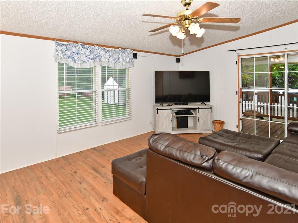 347 Lindsey Farm Road Stony Point, NC 28678 - Photo 8 of 41 Gallery Image 8