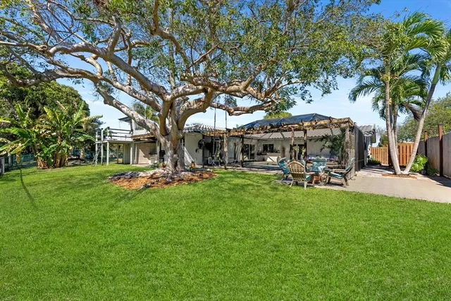 $850,000 | 8264 Shadow Wood Boulevard, Coral Springs, FL 33071