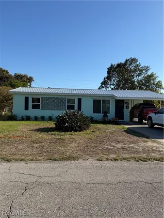 $280,000 | 538 West Alverdez Avenue, Clewiston, FL 33440