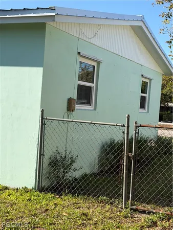 $280,000 | 538 West Alverdez Avenue, Clewiston, FL 33440