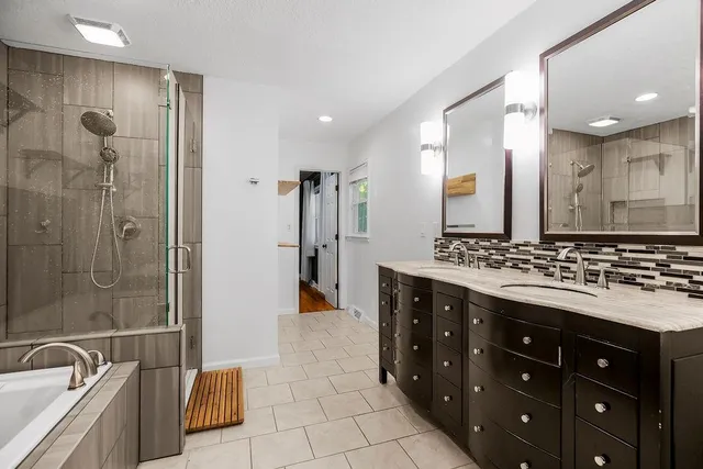 $465,000 | 387 North Shore Drive, Lake Waukomis, MO 64151