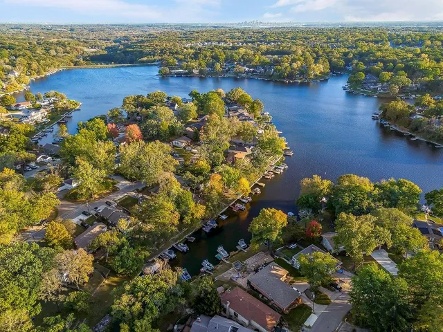 $465,000 | 387 North Shore Drive, Lake Waukomis, MO 64151