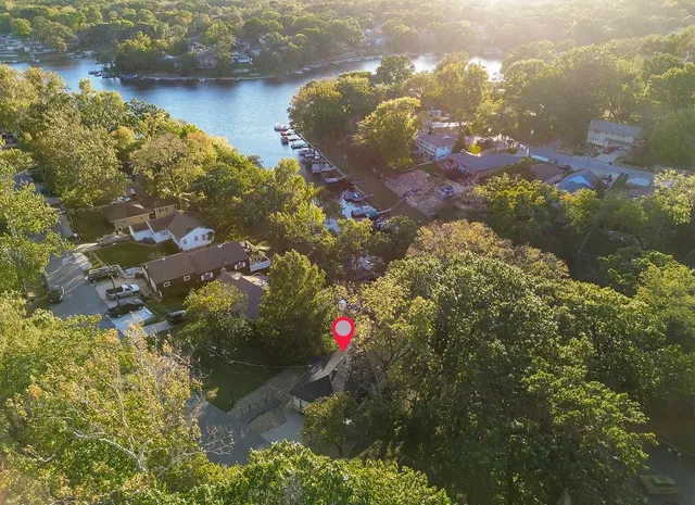 $465,000 | 387 North Shore Drive, Lake Waukomis, MO 64151