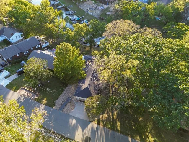 $465,000 | 387 North Shore Drive, Lake Waukomis, MO 64151