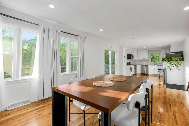 $465,000 | 387 North Shore Drive, Lake Waukomis, MO 64151