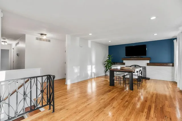 $465,000 | 387 North Shore Drive, Lake Waukomis, MO 64151