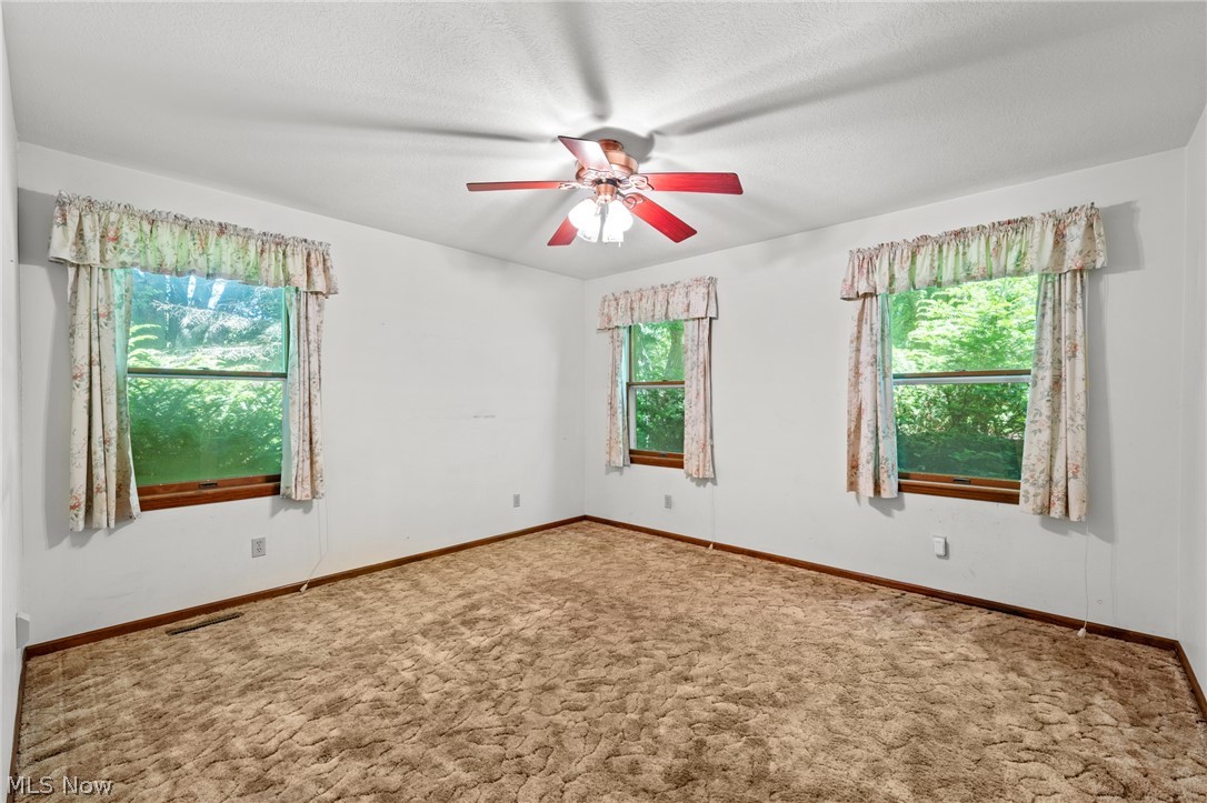 1811 Jeffries Road Huron, OH 44839 - Photo 31 of 50 1st floor primary bedroom