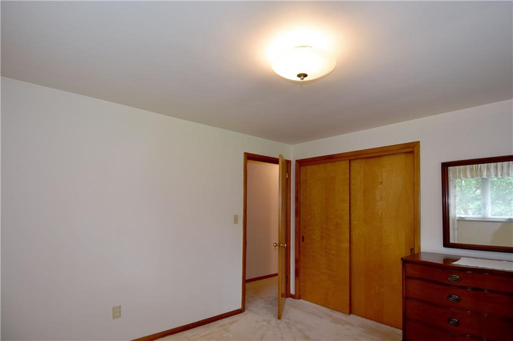 8448 Edwood Road Pittsburgh, PA 15237 - Photo 14 of 22 Gallery Image 14