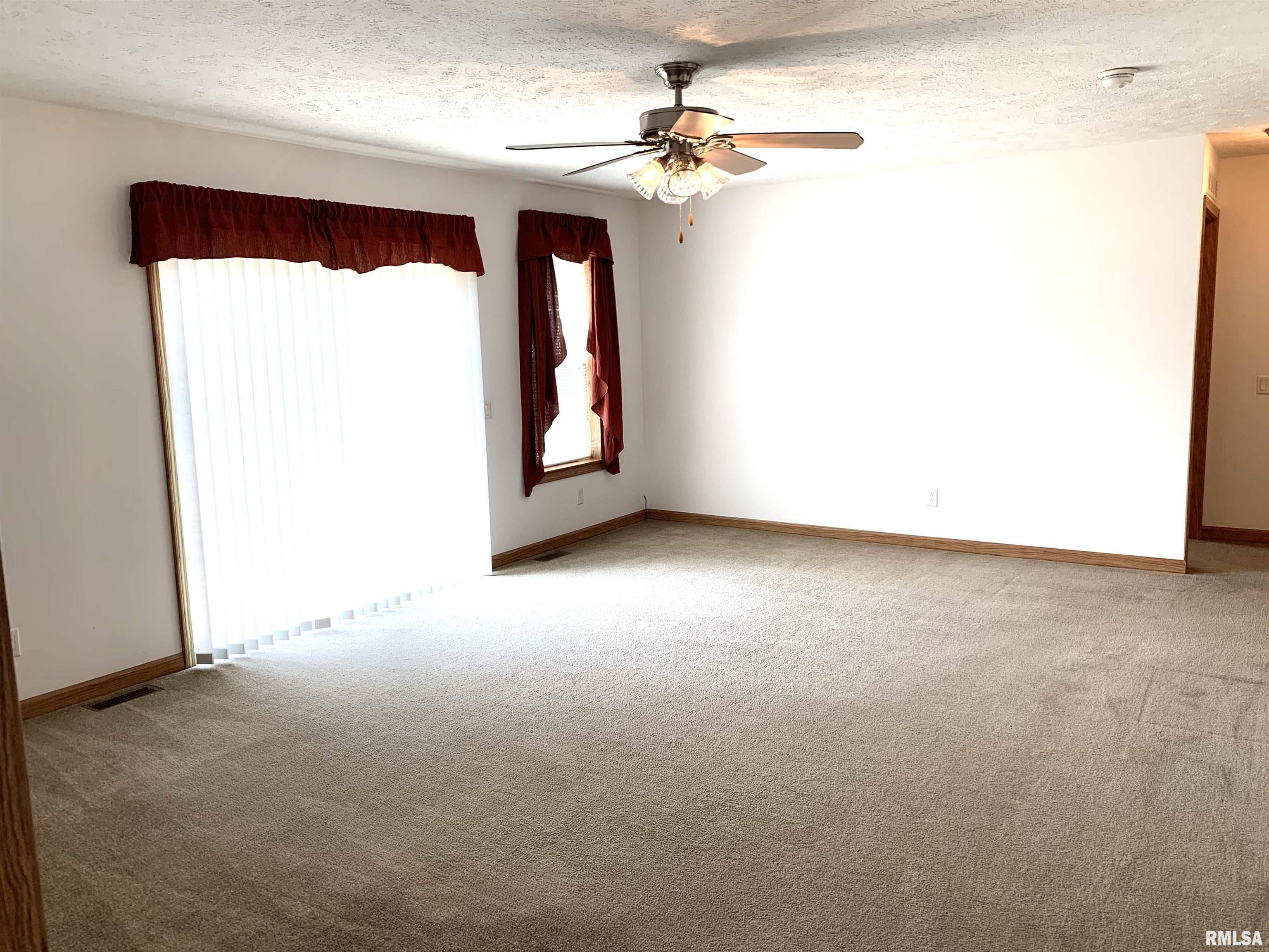 2800 Vía Rosso, Unit 113 Springfield, IL 62703 - Photo 14 of 45 Gallery Image 14
