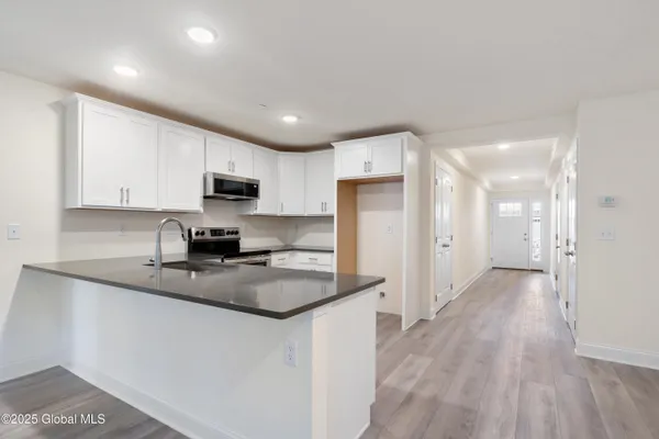 $407,510 | 148 Carriage Boulevard, Rotterdam, NY 12306