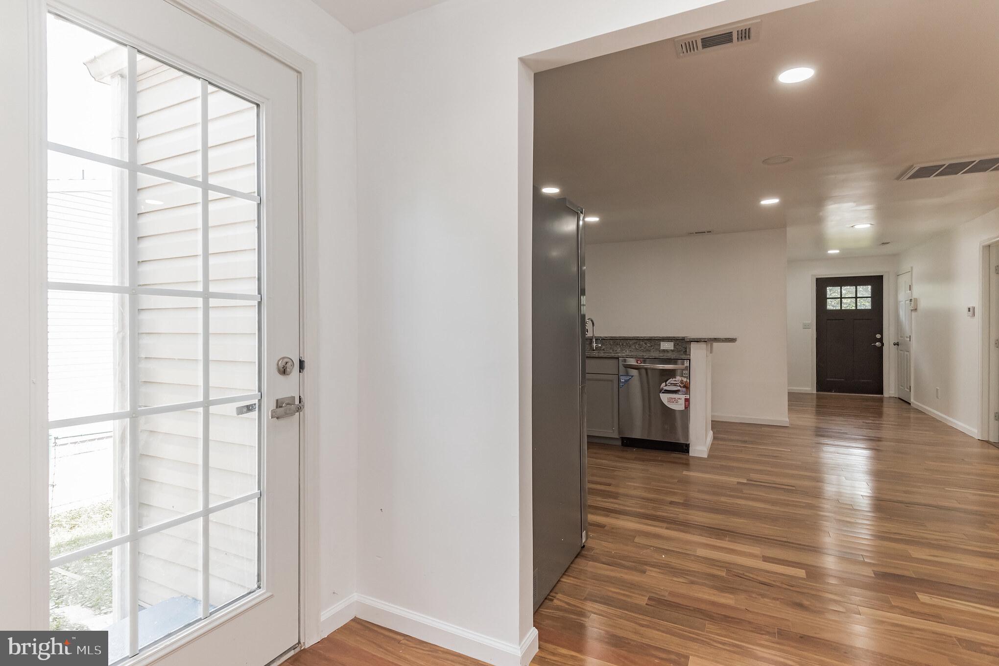 9518 Washington Boulevard Lanham, MD 20706 - Photo 17 of 30