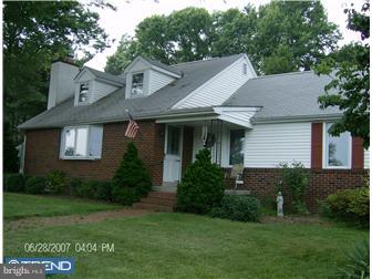 239 Appledale Road Audubon, PA 19403 - Photo 2 of 12 Exterior