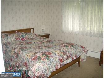 239 Appledale Road Audubon, PA 19403 - Photo 10 of 12 Bedroom