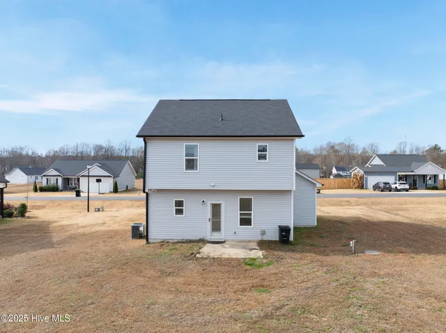 $335,000 | 228 Olde Place, Zebulon, NC 27597