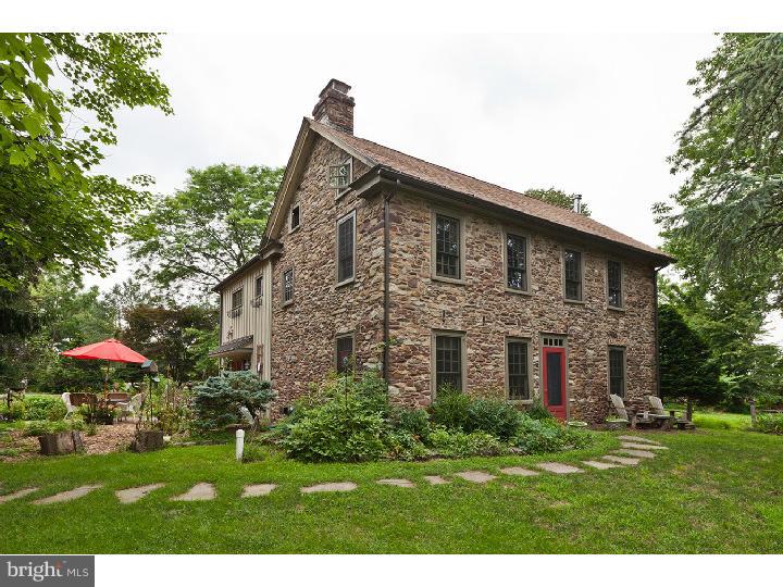 38 Homestead Road Kintnersville, PA 18930 - Photo 1 of 25 Gallery Image 1