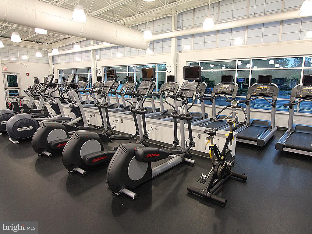 603 North Edgewater House Road, Unit 603N Bethany Beach, DE 19930 - Photo 39 of 40 a view of a room with gym equipment