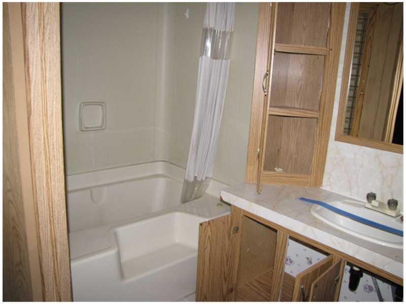 19 Middle Road Augusta, ME 04330 - Photo 5 of 9 Bathroom.