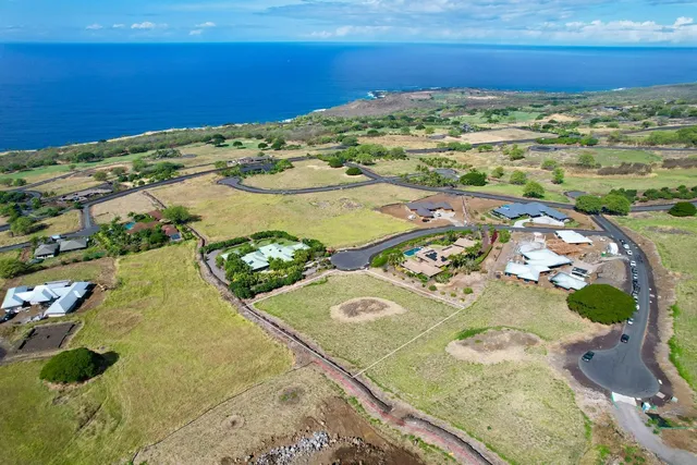 $700,000 | 81-476 Lot 149 Pue Pue Way, Captain Cook, HI 96704