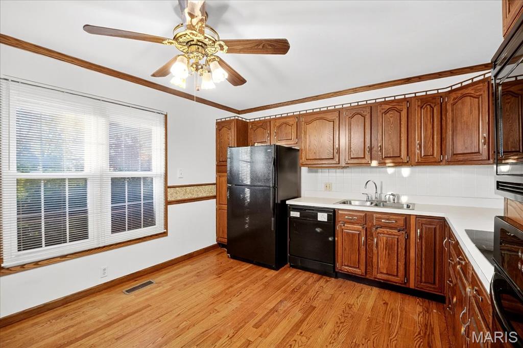 7060 Howdershell Road Hazelwood, MO 63042 - Photo 12 of 73