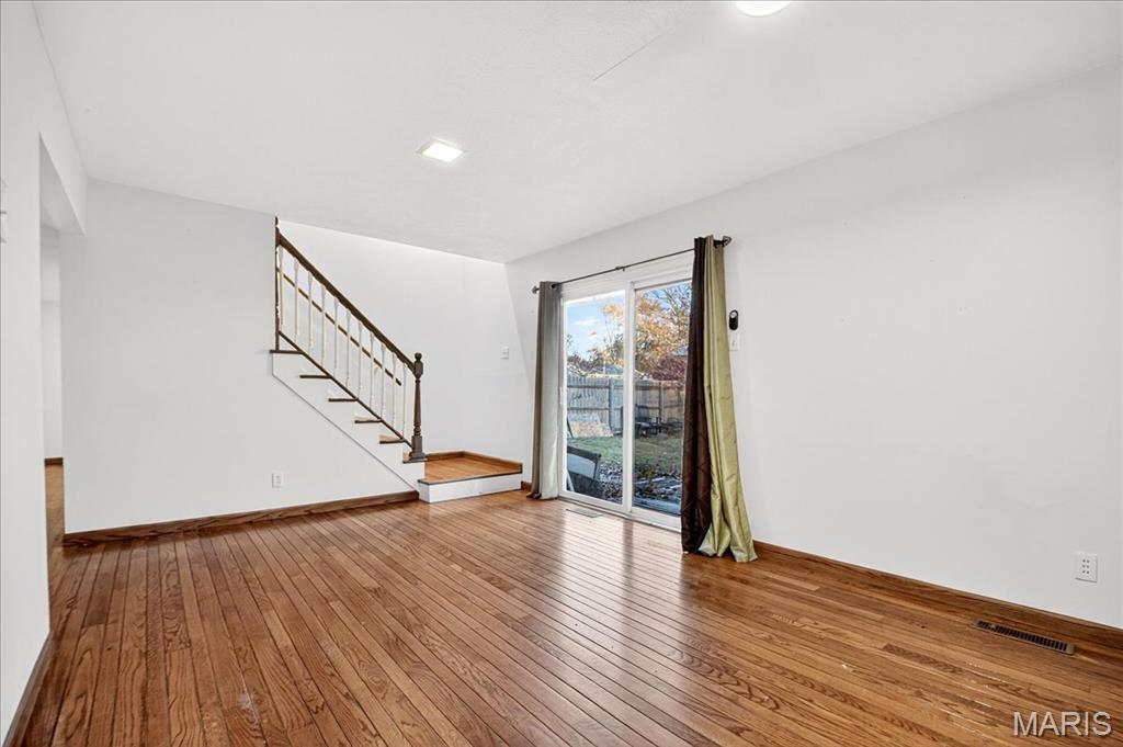 7060 Howdershell Road Hazelwood, MO 63042 - Photo 18 of 73