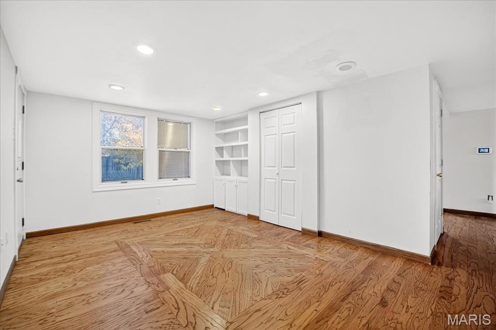 7060 Howdershell Road Hazelwood, MO 63042 - Photo 22 of 73